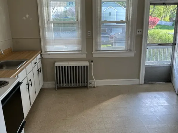 301 Union St #D, Taylor, PA 18517