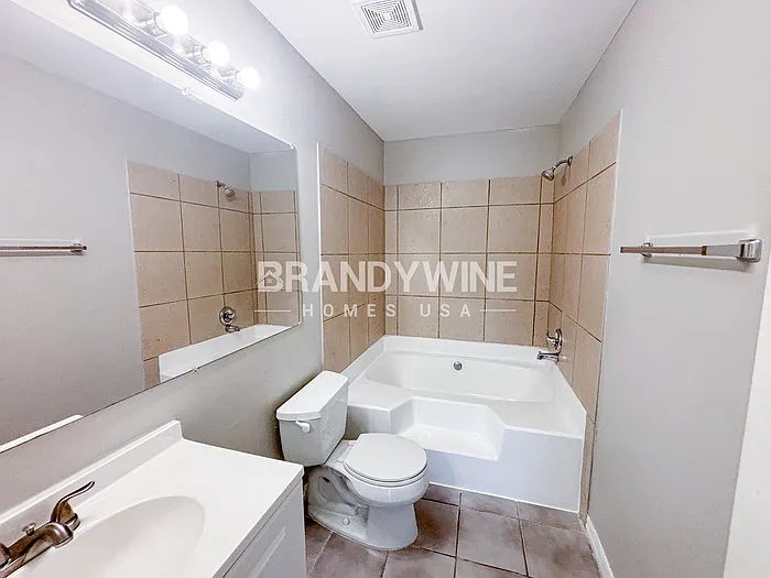 1721 Brandon Trace Ave — Photo 18