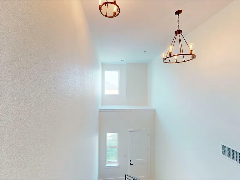 4416 Fatima Dr — Photo 30