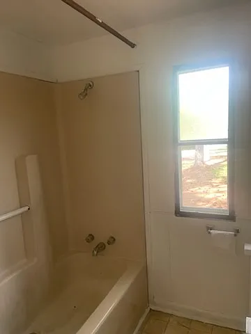 127 Emily St — Photo 10
