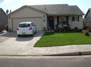 128 N 12th St, Jefferson, OR 97352