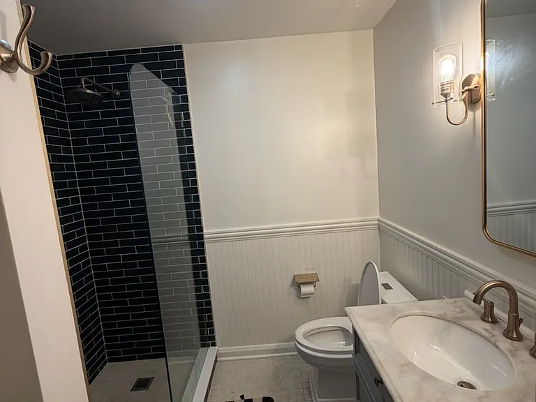 2429 N California Ave #1 — Photo 22