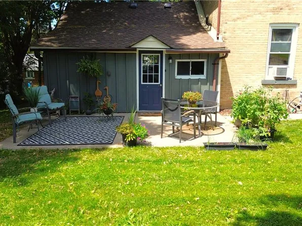 3 Page St, Wellington North, ON N0G 2L3