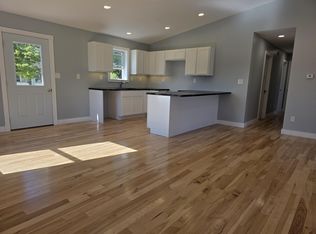 759 Collinstown Rd, Union, ME 04862