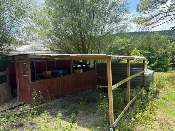 3804 Redman Ln, Decatur, TN 37322