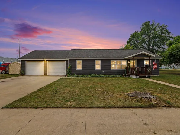 321 Wright St, Cadillac, MI 49601