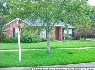 1214 Springlake Dr, Baton Rouge, LA 70810