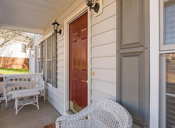 2nd image of 8227 Starling Creek Ct