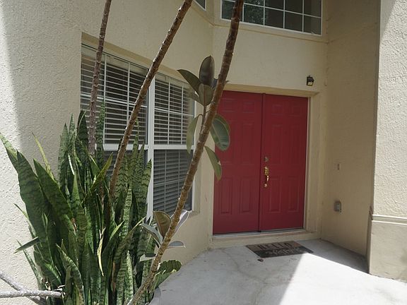2nd image of 5587 Berwood Dr