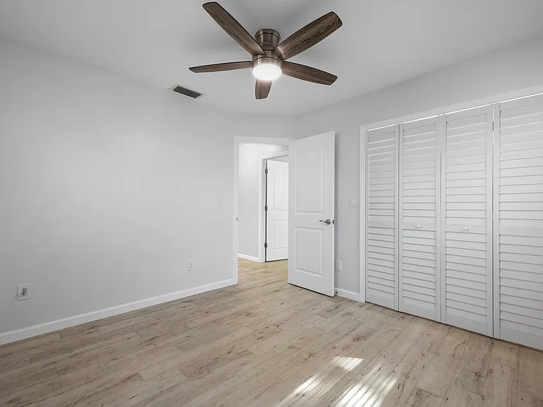 4038 Harrisburg St NE — Photo 14