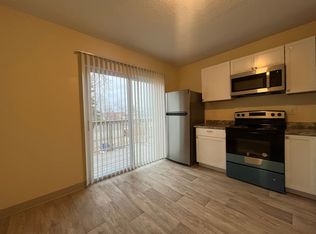 595 Park St, Saint Paul, MN 55103