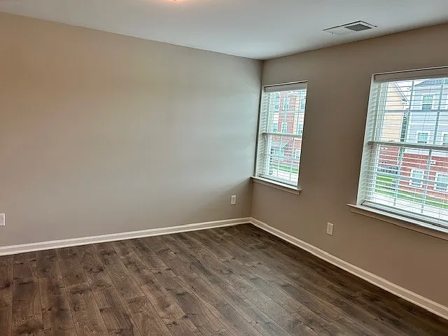 1 bed, 603 sqft, $1,100 — Photo 4