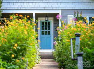 85 Wild Cherry Rd, Asheville, NC 28804