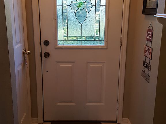 3rd image of 202 Cedar Ln