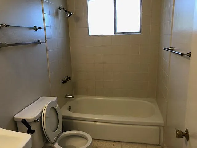 132 Village Ct #3 — Photo 5