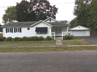 210 Mack St, Georgetown, IL 61846