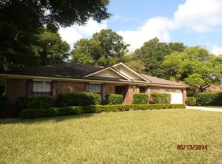 1598 Rain Bird Ct, Jacksonville, FL 32225