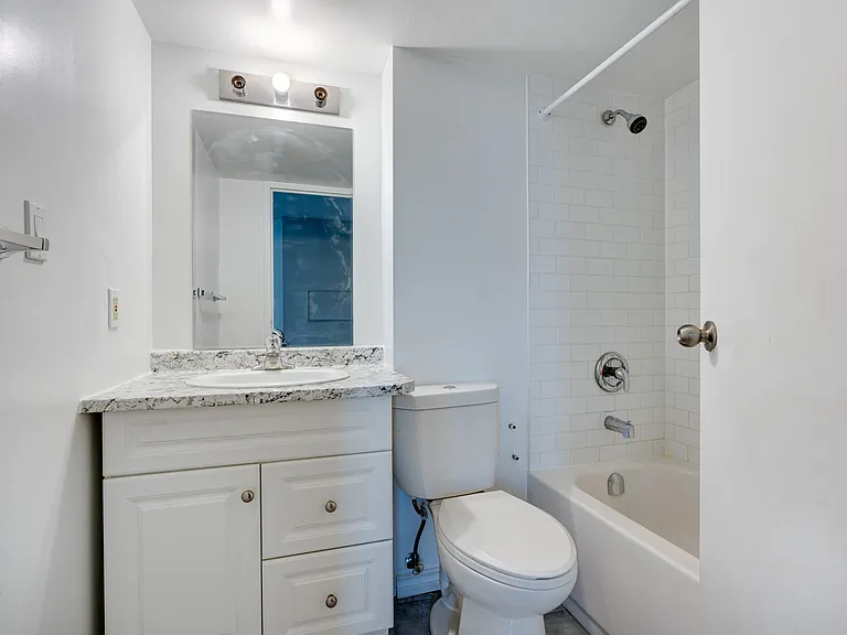46 Gale Cres — Photo 32