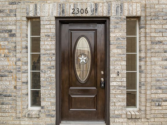 2nd image of 2306 Barger Ln