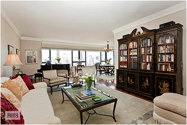 Sold by Brown Harris Stevens | media 19