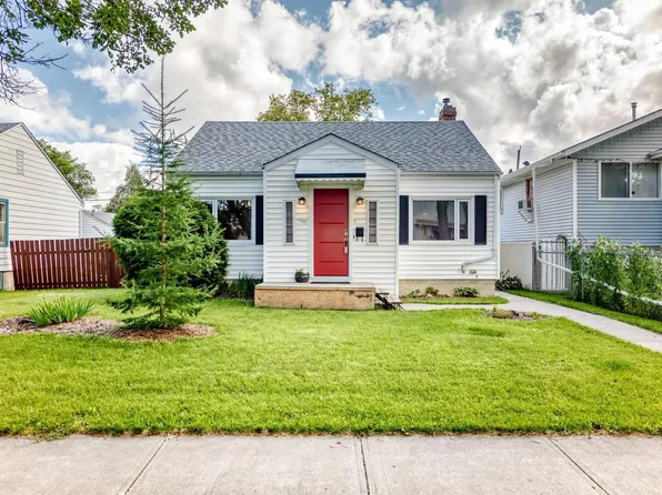 11637 87th St NW, Edmonton, AB T5B 3M6