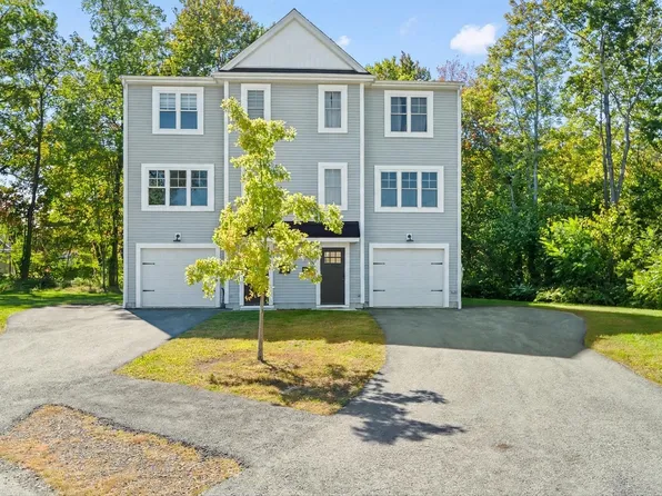 66 Castine St, Worcester, MA 01606