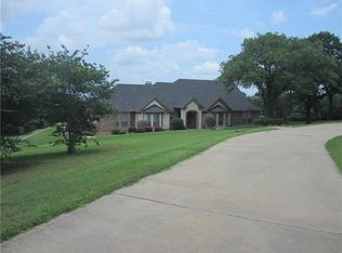 230 Snowden Rd, Combine, TX 75159