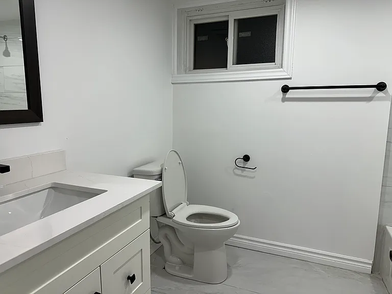 240 Parkview Hill Cres #2 — Photo 6