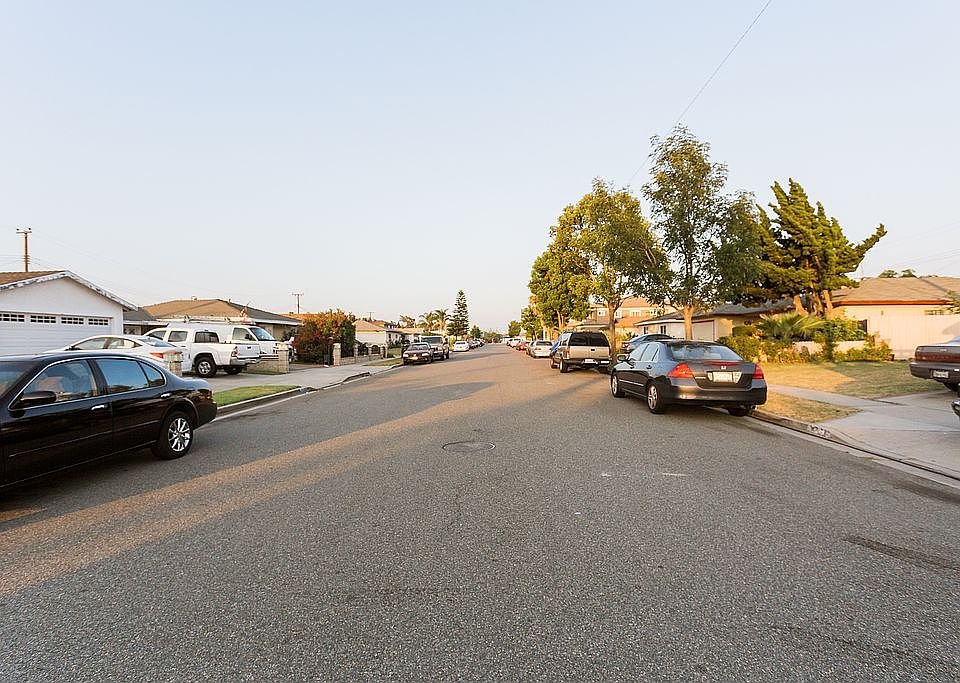 2nd image of 8722 Bishop Ave