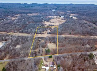 39050 78th St, Covert, MI 49043