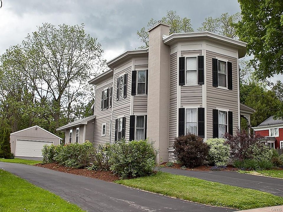 1st image of 111 Lincklaen St