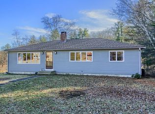 21 Douglas Dr, Ayer, MA 01432