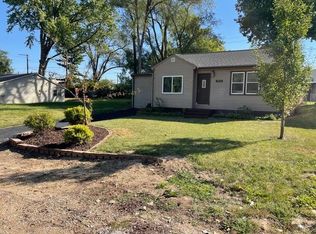 3014 15th St, Rockford, IL 61109