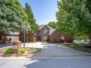 13500 Green Cedar Ln, Oklahoma City, OK 73131