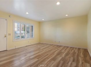 8707 Cedros Ave #7, Panorama City, CA 91402