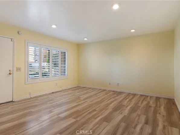 8707 Cedros Ave #7, Panorama City, CA 91402