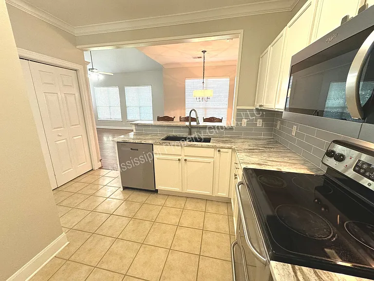 408 Private Road 3097 — Photo 9