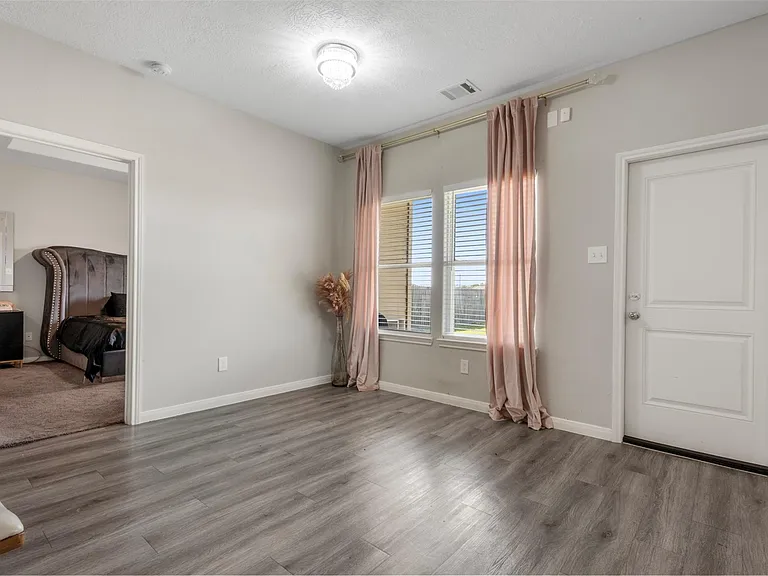 397 Road 5102 #L — Photo 11