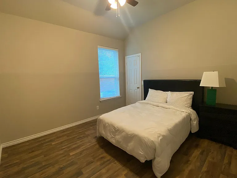 Bedroom-4