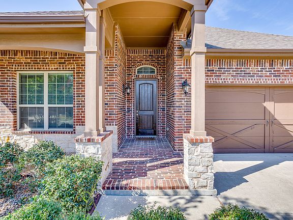 2nd image of 105 Mineral Point Dr