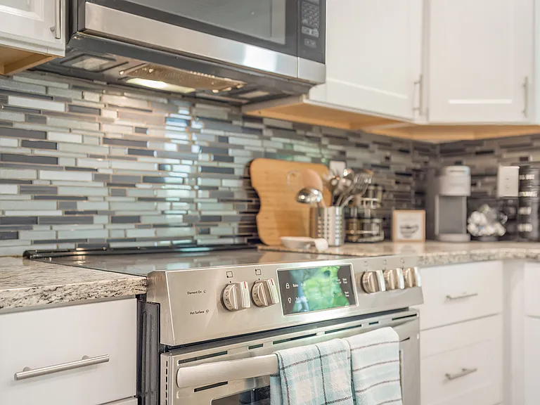 2390 Brackett Rd SW — Photo 51