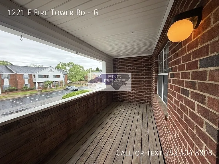 1221 E Fire Tower Rd #G — Photo 7