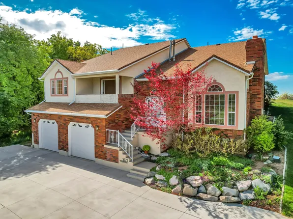 1671 Cherokee Cir, Ogden, UT 84403