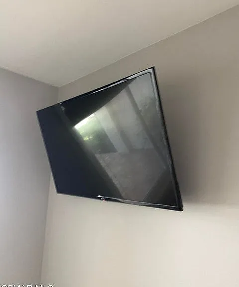 3287 Sierra Dr — Photo 32