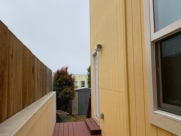 4th image of 1251 38th Ave #B