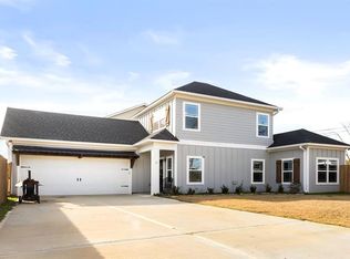 2 Gardner Way, Phenix City, AL 36869