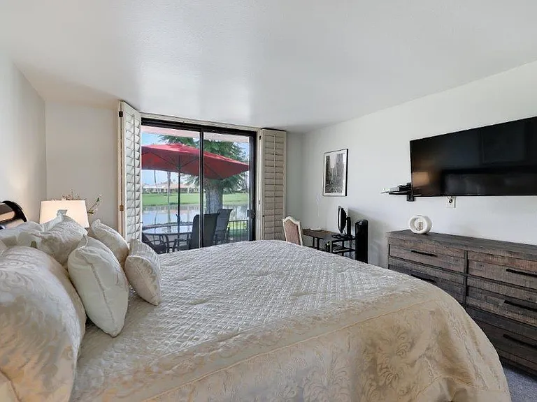 74 Avenida Las Palmas — Photo 13