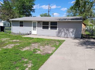130 Jefferson Rd, Fremont, NE 68025
