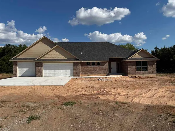 3208 E Cedar Dr, Stillwater, OK 74075