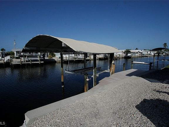 2nd image of 3059 Bounty Ln